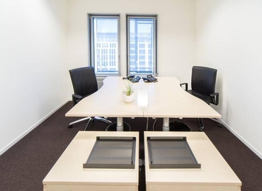 50 m² Conference center in Berlin Mitte, Unter den Linden 21 (10117) - 3 | MatchOffice.com