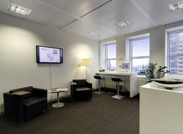 Platz der Einheit 1,  Besprechungsraum in Frankfurt Innenstadt, 21