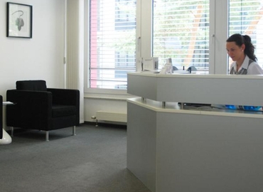 Dornhofstraße 34,  Besprechungsraum in Neu-Isenburg, 8