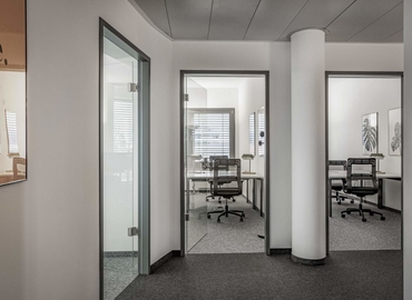 200 m² Business space in Bad Homburg, Rathausplatz 12 (61348) - 1 | MatchOffice.com