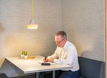 Carl-Zeiss-Ring 11-17,  Coworking in Ismaning, 6