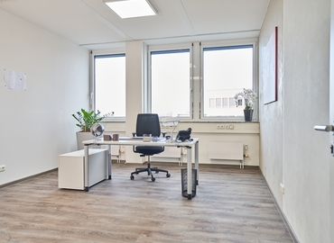 500 m² Serviced office in Frankfurt Ost, Röntgenstraße 7-9 (60388) - 0 | MatchOffice.com