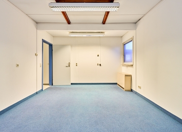 Neue Strasse 95, Business Center in Kirchheim, 7