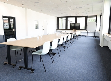 76 m² Conference space in Neuss, Hellersbergstraße 12A (41460) - 3 | MatchOffice.com