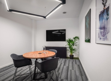 22 m² Convention center in Dreieich, Robert-Bosch-Straße 5 (63303) - 0 | MatchOffice