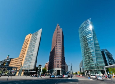 45 m² Meeting room in Berlin Mitte, Potsdamer Platz 1 (10785) - 4 | MatchOffice.com