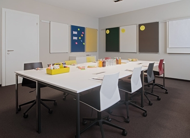 115 m² Conference center in Frankfurt Innenstadt, Poststraße 2-4 (60329) - 0 | MatchOffice.com