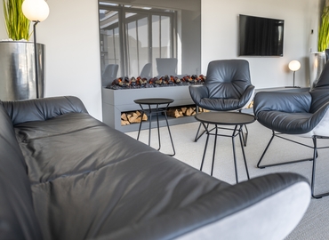 30 m² Meeting room in Frankfurt Innenstadt, Opernplatz 14 (60313) - 0 | MatchOffice