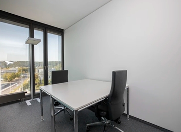 150 m² Coworking space  in Bonn, Fritz-Schäffer-Straße 1 (53113) - 1 | MatchOffice