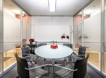 41 m² Shared office  in Berlin Mitte, Unter den Linden 10 (10117) - 2 | MatchOffice.com