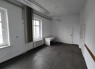 Office Karl-Liebknecht-Straße 6 17321 Löcknitz