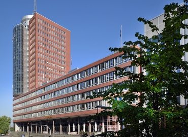 Am Sandtorkai 39, Business Center in Hamburg Neustadt