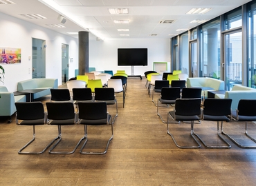 Im Mediapark 5, Büro mieten in Köln