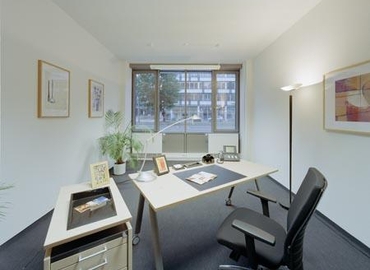 90 m² Business park building for rent in Stuttgart, Friedrichstrasse 15 (70174) - 1 | MatchOffice