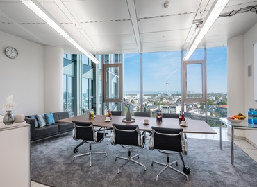 400 m² Coworking space  in Frankfurt Innenstadt, Friedrich-Ebert-Anlage 35-37 (60327) - 17 | MatchOffice.com