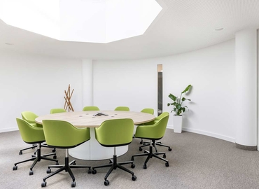 Carl-Zeiss-Ring 15a, Business Center in Ismaning