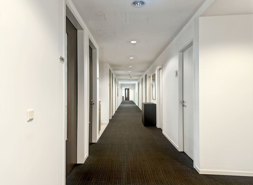 Business center Peter-Müller-Straße 3 40468 Dusseldorf Lohausen