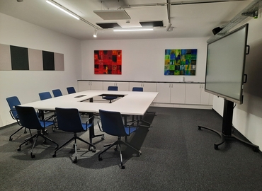 Office Eichwiesenring 4F 70567 Stuttgart