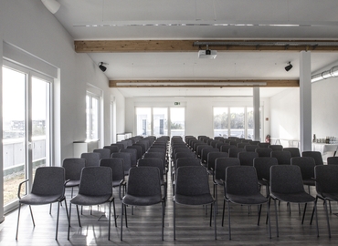 Office Eichwiesenring 4F 70567 Stuttgart