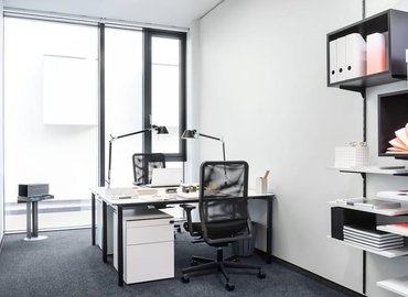 10 m² Business space in Stuttgart, Lautenschlagerstraße 23a (70173) - 2 | MatchOffice.com