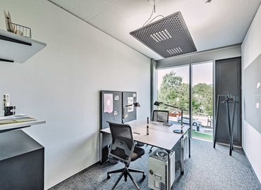 Business center Langer Anger 7-9 69115 Heidelberg