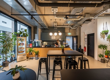 38 m² Coworking space  in Berlin Kreuzberg, Prinzessinnenstraße 19 (10969) - 0 | MatchOffice