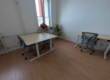 Friedrich-List-Straße 5, Coworking Space in Buckenhof