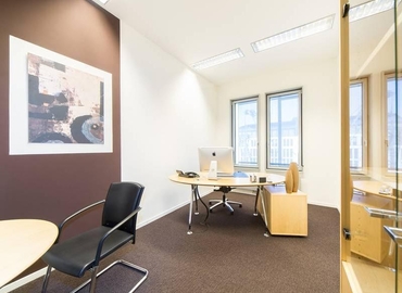 50 m² Serviced office building up for rent in Berlin Mitte, Unter den Linden 21 (10117) - 0 | MatchOffice