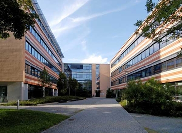55 m² Serviced office building available to rent in Munich, Leopoldstrasse 244 (80807) - 0 | MatchOffice