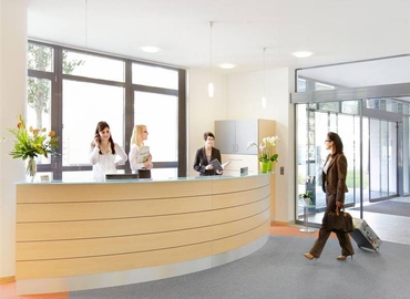 55 m² Business center building available to rent in Munich, Leopoldstrasse 244 (80807) - 1 | MatchOffice.com