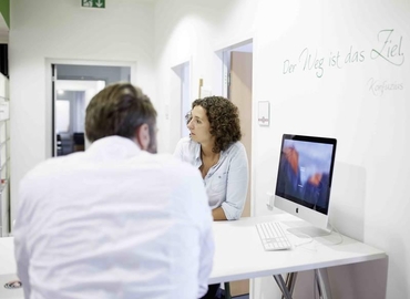 1000 m² Business center property up for rent in Munich, Lyonel - Feiniger Straße 26 (80807) - 3 | MatchOffice.com