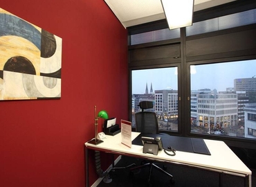 45 m² Business center building available to rent in Dusseldorf, Königsallee 2 b (40212) - 1 | MatchOffice.com