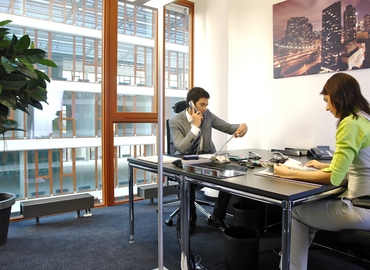 30 m² Business park property for rent in Stuttgart, Königstrasse 26 (70173) - 1 | MatchOffice.com