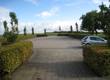 Join flexible a 50 m² Shared office in Faarup, Bakkevænget 16 (8990) - 2 | MatchOffice.com