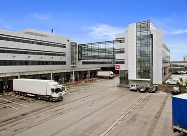 1500 m² Office space available to rent in Kastrup, Petersdalvej 1, 2770  - 1 | MatchOffice