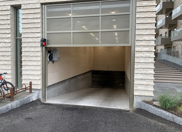 Parkering Linus Paulingsvej 2-26 2450 København SV