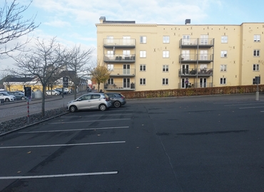 Eftermæle provokere døråbning Parkering i Nykøbing F • 3 p-pladser til leje | Lokalebasen.dk