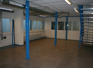 355 m² Commercial warehouse for rent in Holeby, Østervej 2 (4960) - 1 | MatchOffice.com