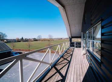 Office A. P. Møllers Allé 11 2791 Dragor