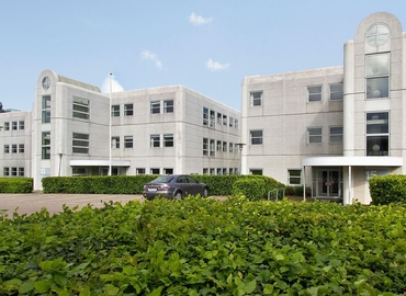10017 m² Business office up for rent in Hojbjerg, Øster Parkvej 13 (8270) can benefit your business  - 1 | MatchOffice