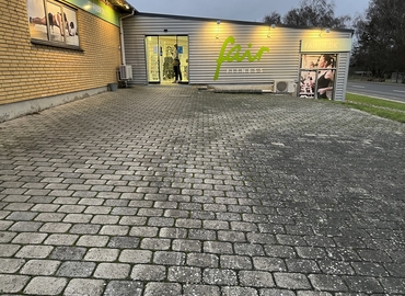 400 m² Shop for rent in Praesto, Ny Esbjergvej 16 (4720) - 1 | MatchOffice
