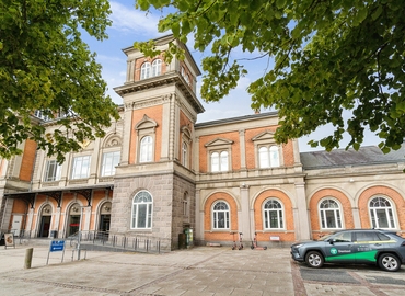 268 m² Store for rent in Aalborg, John F. Kennedy Plads 3 (9000) - 1 | MatchOffice.com