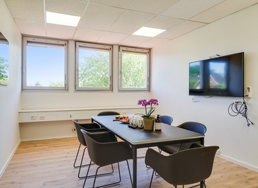 Office Røjelskær 15 2840 Holte