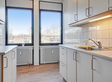 Office Banegårdspladsen 2 6230 Rodekro