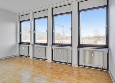 Office Banegårdspladsen 2 6230 Rodekro