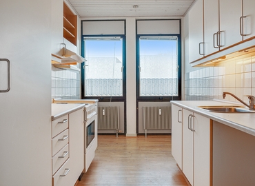 Office Banegårdspladsen 2 6230 Rodekro