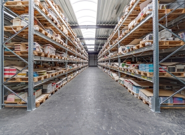 Lager / produktion Bækvej 10 4690 Haslev