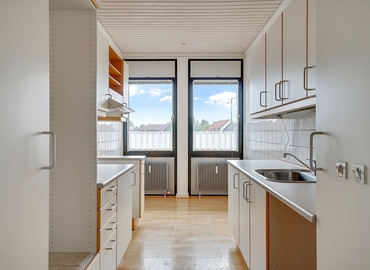 Office Banegaardspladsen 2, 1. sal 6230 Rodekro