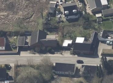 Lager / produktion Ellemosevej 17 8310 Tranbjerg J