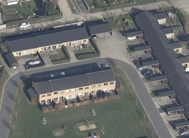 Lager / produktion Ellemosevej 17 8310 Tranbjerg J